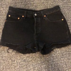Distressed high waisted Levi’s shorts